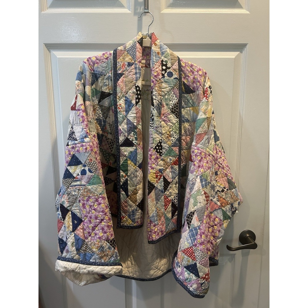 The Aunt Ethel statement coat from the sustainable luxury label Lady Lancaster